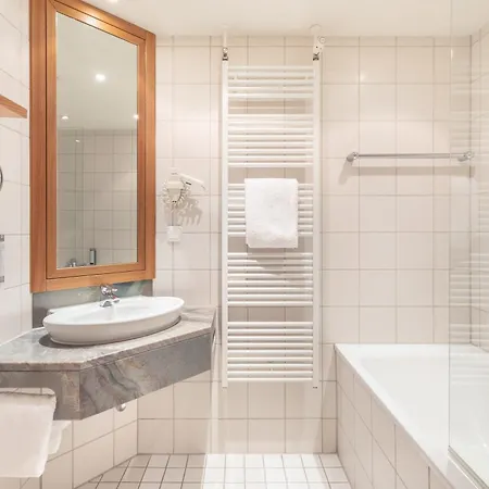 Garner - Handelshof By Ihg Hotel 4*