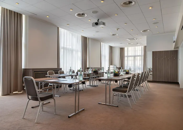 Garner - Handelshof By Ihg 4* 에센