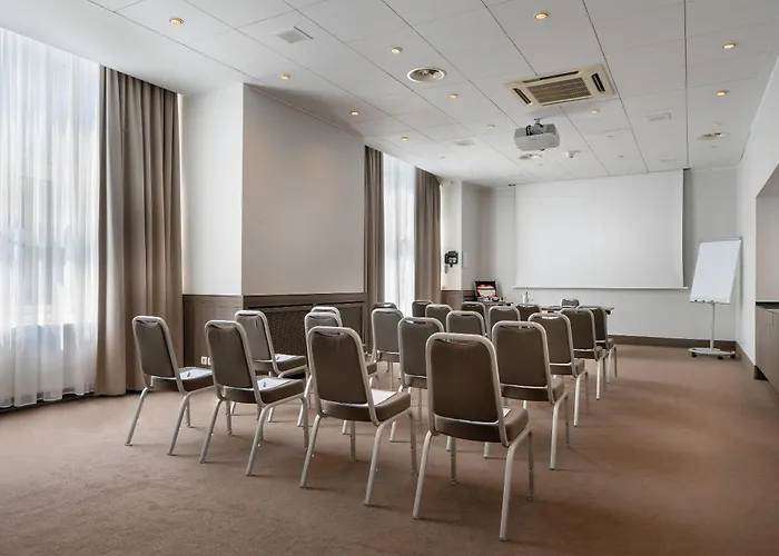 酒店 Garner - Handelshof By Ihg